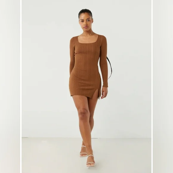 Oak + Fort - NWT Elegant Black Square Neck Dress - Size Medium - Picture 4 of 7